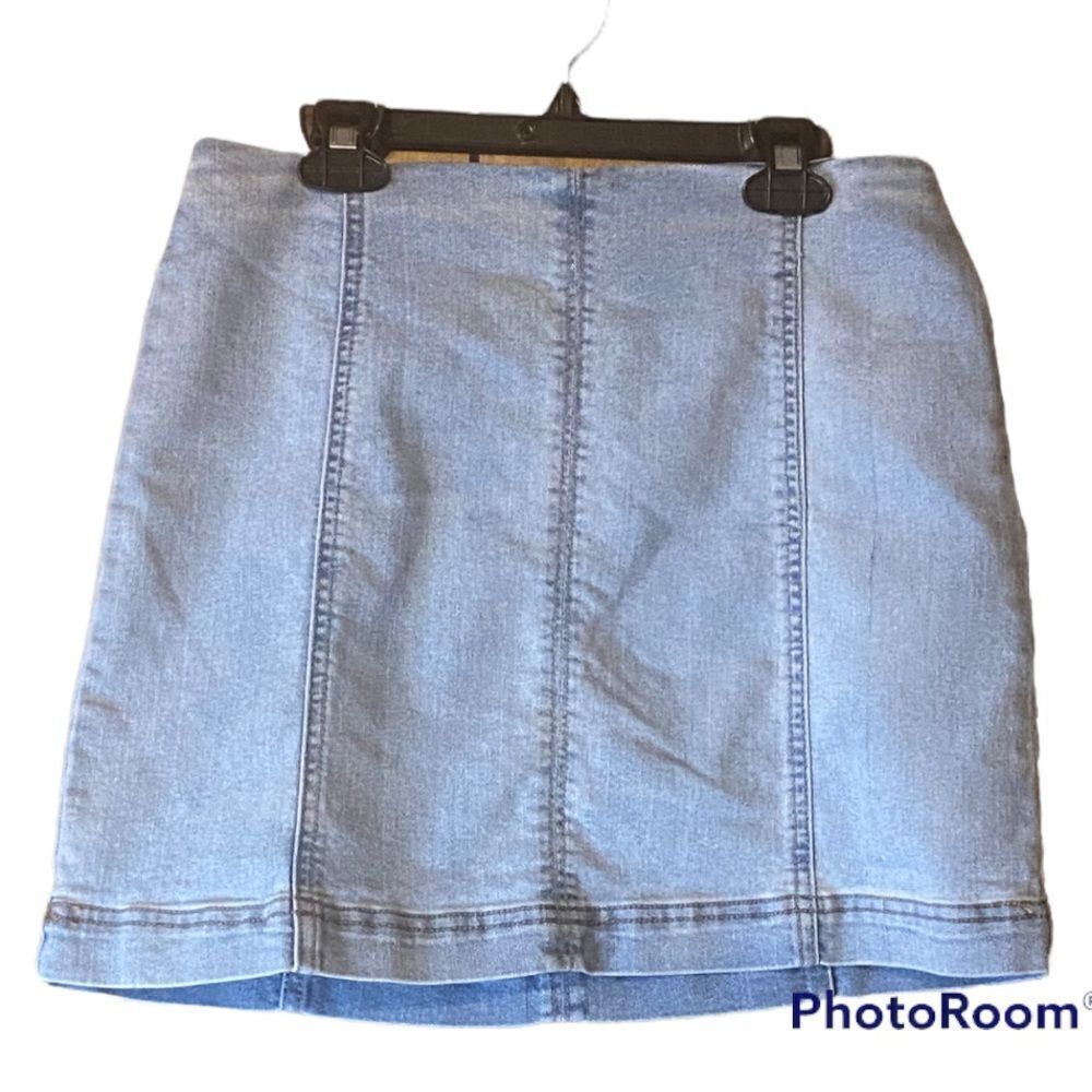 Wild Fable Denim Skirt Size 6 📦